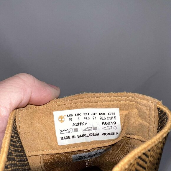 Timberland Women's Courmayeur Valley Chelsea Fashion Boot Wheat Nubuck Size 10 - Picture 4 of 5